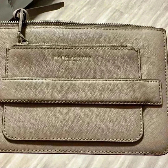 Marc Jacobs Mini Madison Leather Crossbody - Picture 8 of 8